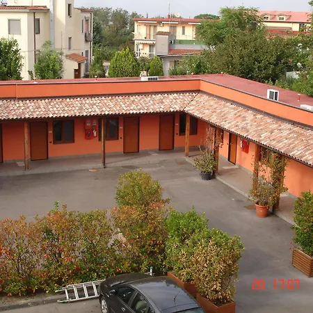 La Corte Hotel Nápoles